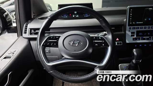 Hyundai Staria 2022 — фото 19