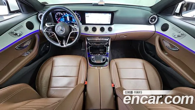 Mercedes-Benz E-Class 2021 — фото 10