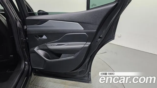 Peugeot 408 2023 — фото 15