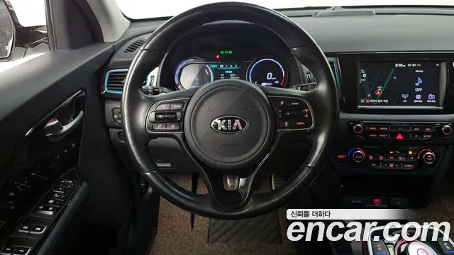 Kia Niro 2019 — фото 13