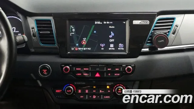 Kia Niro 2019 — фото 15