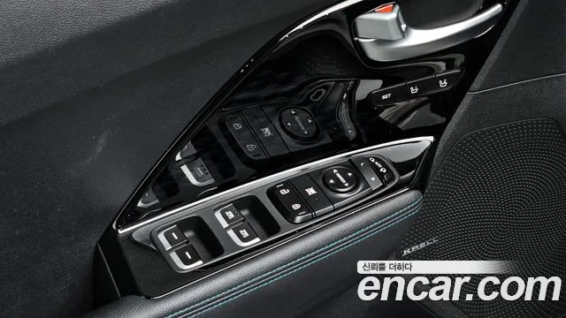 Kia Niro 2019 — фото 18