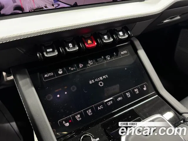 Lamborghini Urus 2025 — фото 10
