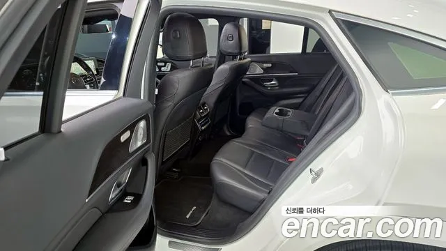 Mercedes-Benz GLE-Class 2021 — фото 11