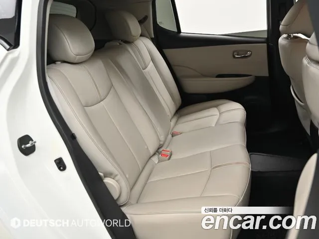 Nissan Leaf 2019 — фото 12