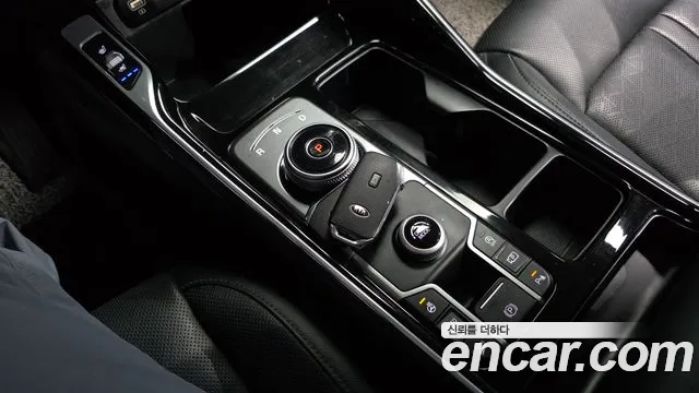 Kia Sorento 2021 — фото 12
