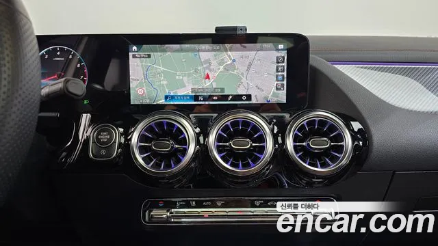 Mercedes-Benz GLA-Class 2023 — фото 20