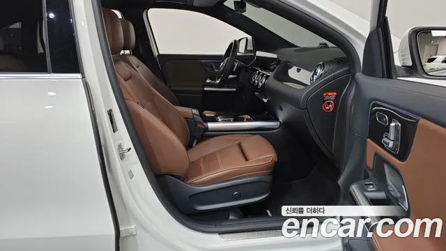 Mercedes-Benz GLA-Class 2023 — фото 16