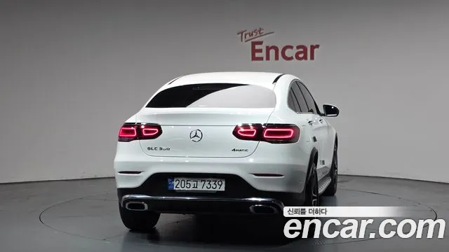 Mercedes-Benz GLC-Class 2023 — фото 3