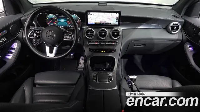 Mercedes-Benz GLC-Class 2023 — фото 9