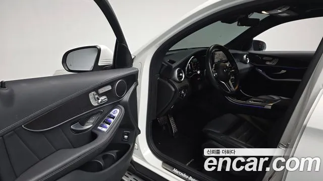Mercedes-Benz GLC-Class 2023 — фото 12