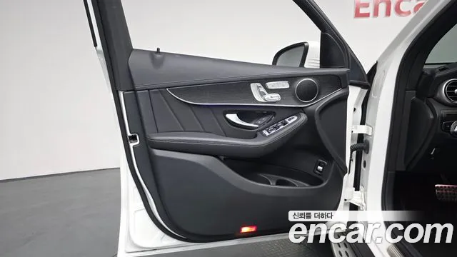 Mercedes-Benz GLC-Class 2023 — фото 13