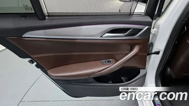 BMW 5-Series 2019 — фото 15