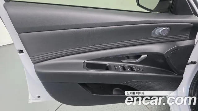 Hyundai AVANTE 2021 — фото 15
