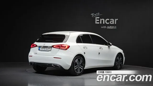 Mercedes-Benz A-Class 2023 — фото 2