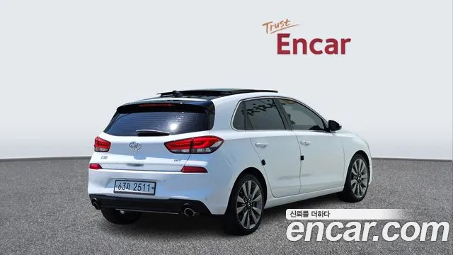 Hyundai i30 2017 — фото 2