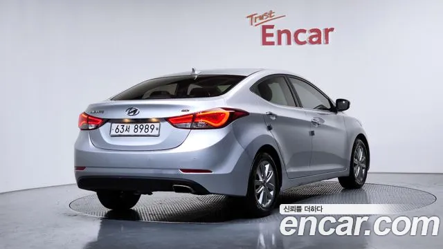Hyundai AVANTE 2016 — фото 2