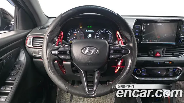 Hyundai i30 2019 — фото 13