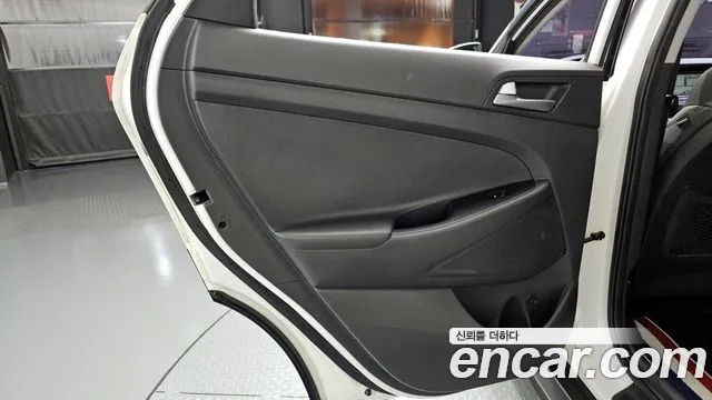 Hyundai Tucson 2018 — фото 15