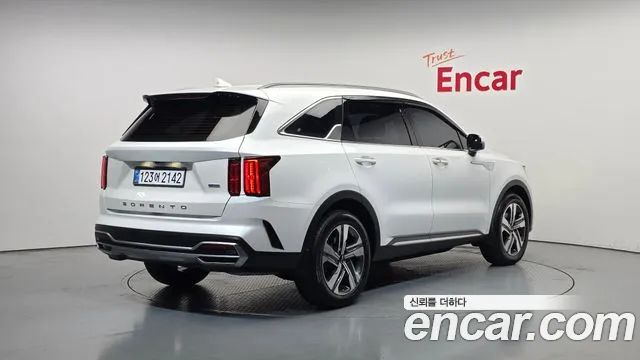 Kia Sorento 2022 — фото 2