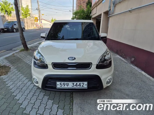 Kia Soul 2012 — фото 2
