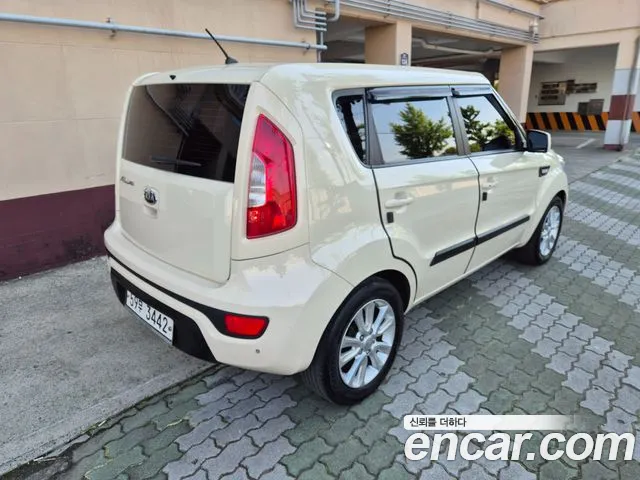 Kia Soul 2012 — фото 6