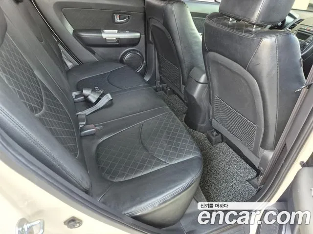 Kia Soul 2012 — фото 10