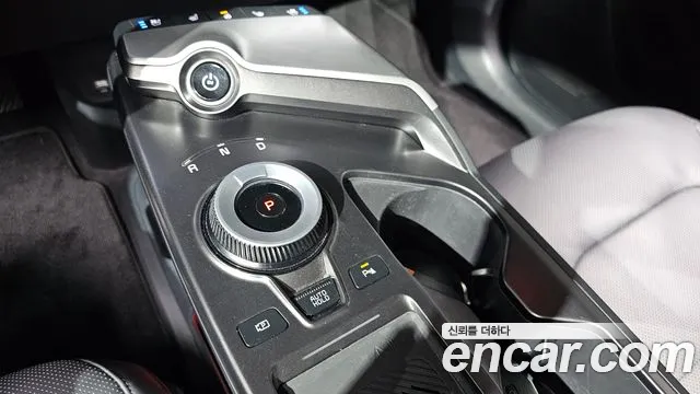 Kia EV6 2023 — фото 12