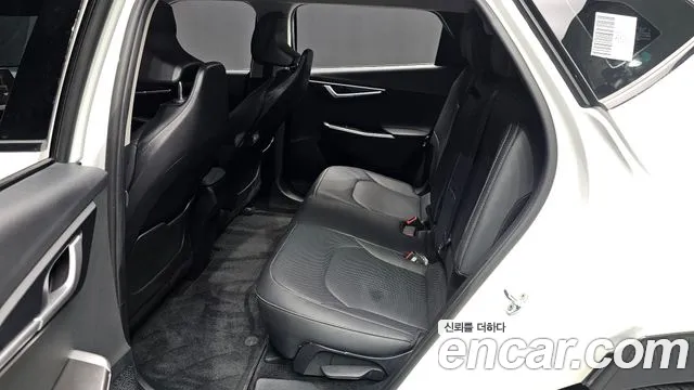 Kia EV6 2023 — фото 16