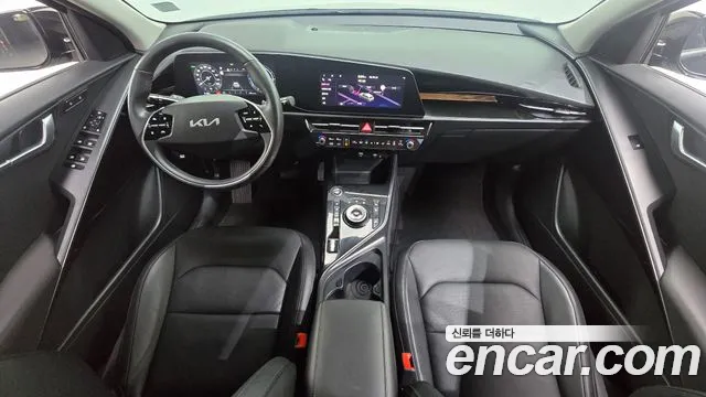 Kia Niro 2024 — фото 10