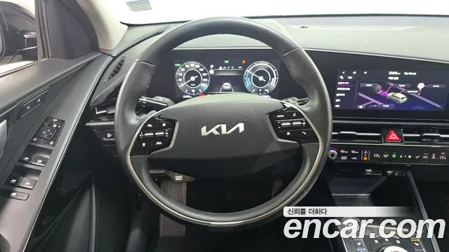 Kia Niro 2024 — фото 20