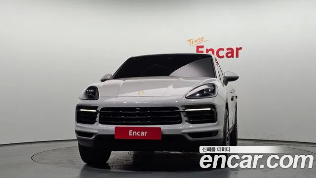 Porsche Cayenne 2020 — фото 3
