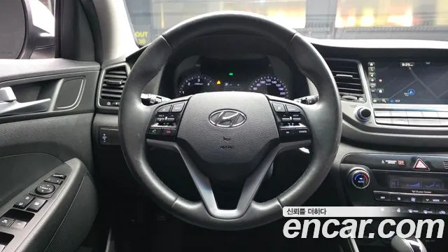 Hyundai Tucson 2017 — фото 19