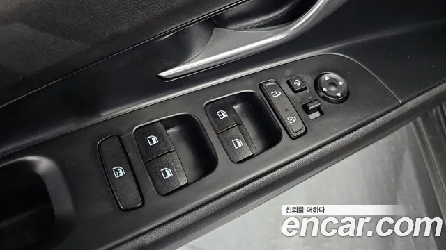 Hyundai AVANTE 2021 — фото 14