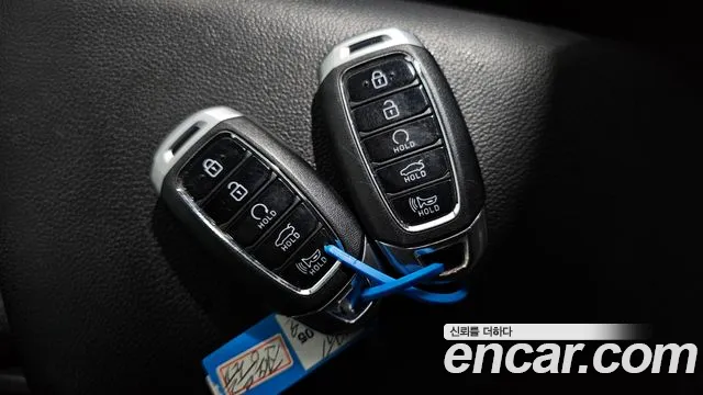Hyundai AVANTE 2021 — фото 18