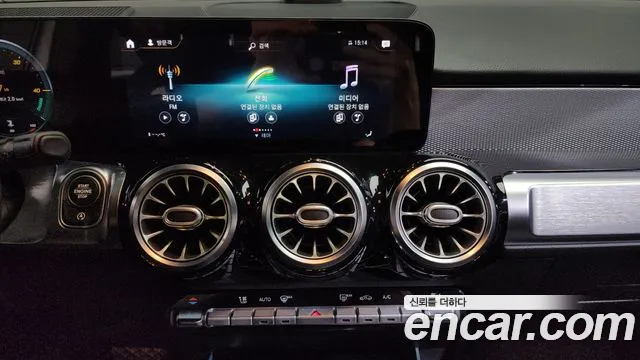Mercedes-Benz GLB-Class 2021 — фото 19