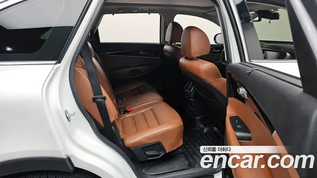 Kia Sorento 2018 — фото 17