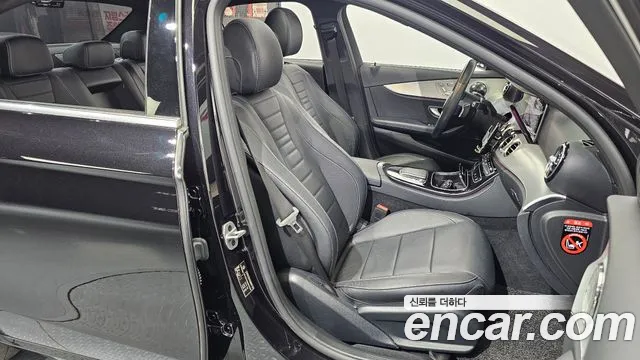 Mercedes-Benz E-Class 2021 — фото 16