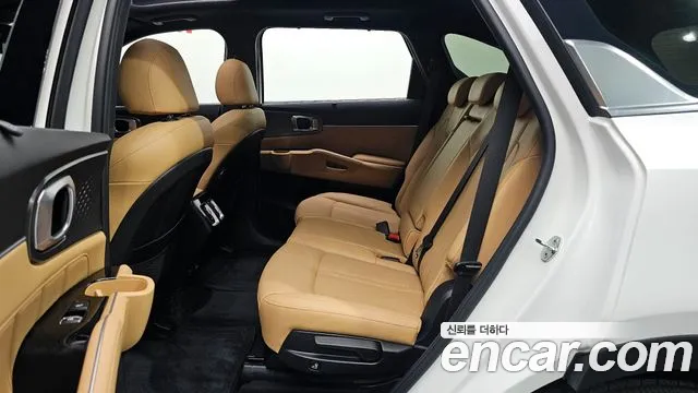 Kia Sorento 2021 — фото 12