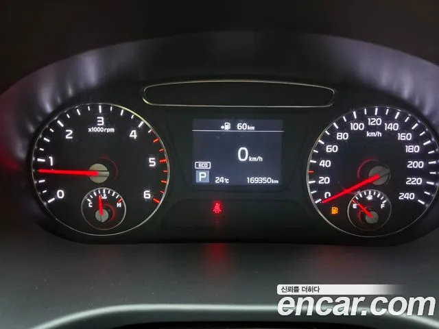 Kia Sorento 2018 — фото 11
