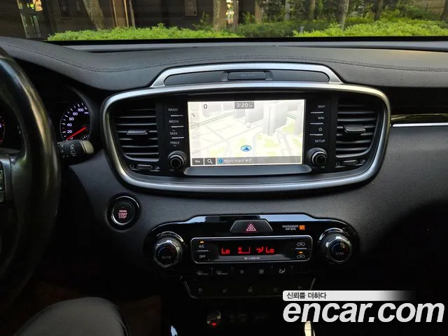 Kia Sorento 2018 — фото 12