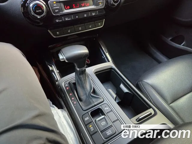 Kia Sorento 2018 — фото 13