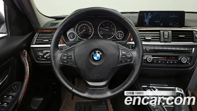 BMW 3-Series 2012 — фото 13