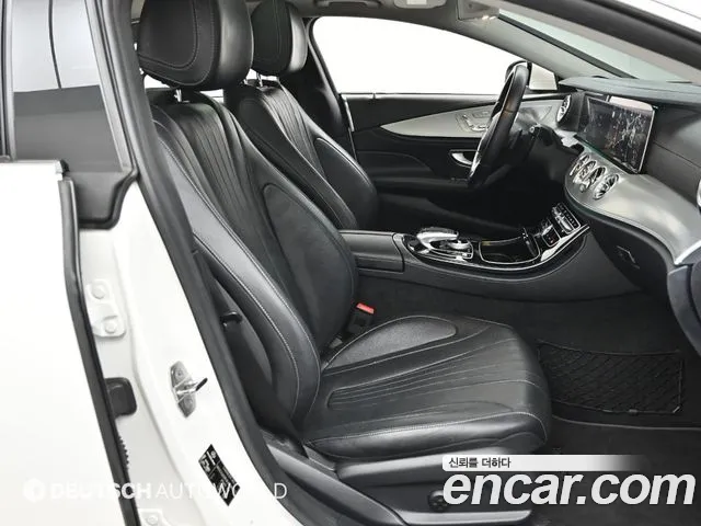 Mercedes-Benz CLS-Class 2019 — фото 9