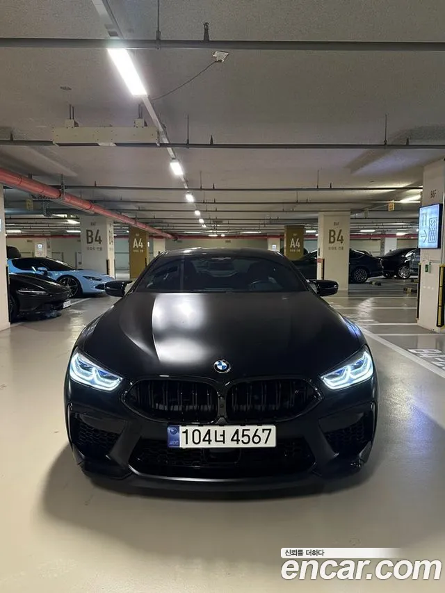 BMW M8