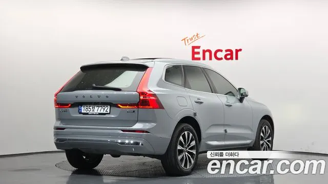 Volvo XC60 2024 — фото 2