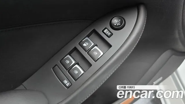 Cadillac CTS 2016 — фото 19