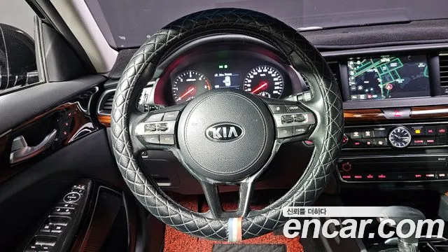 Kia K7 2016 — фото 13