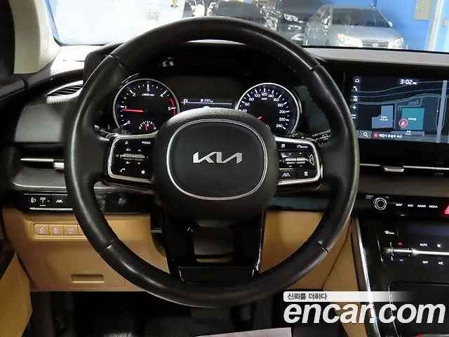 Kia Canival 2023 — фото 10