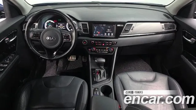 Kia Niro 2018 — фото 7